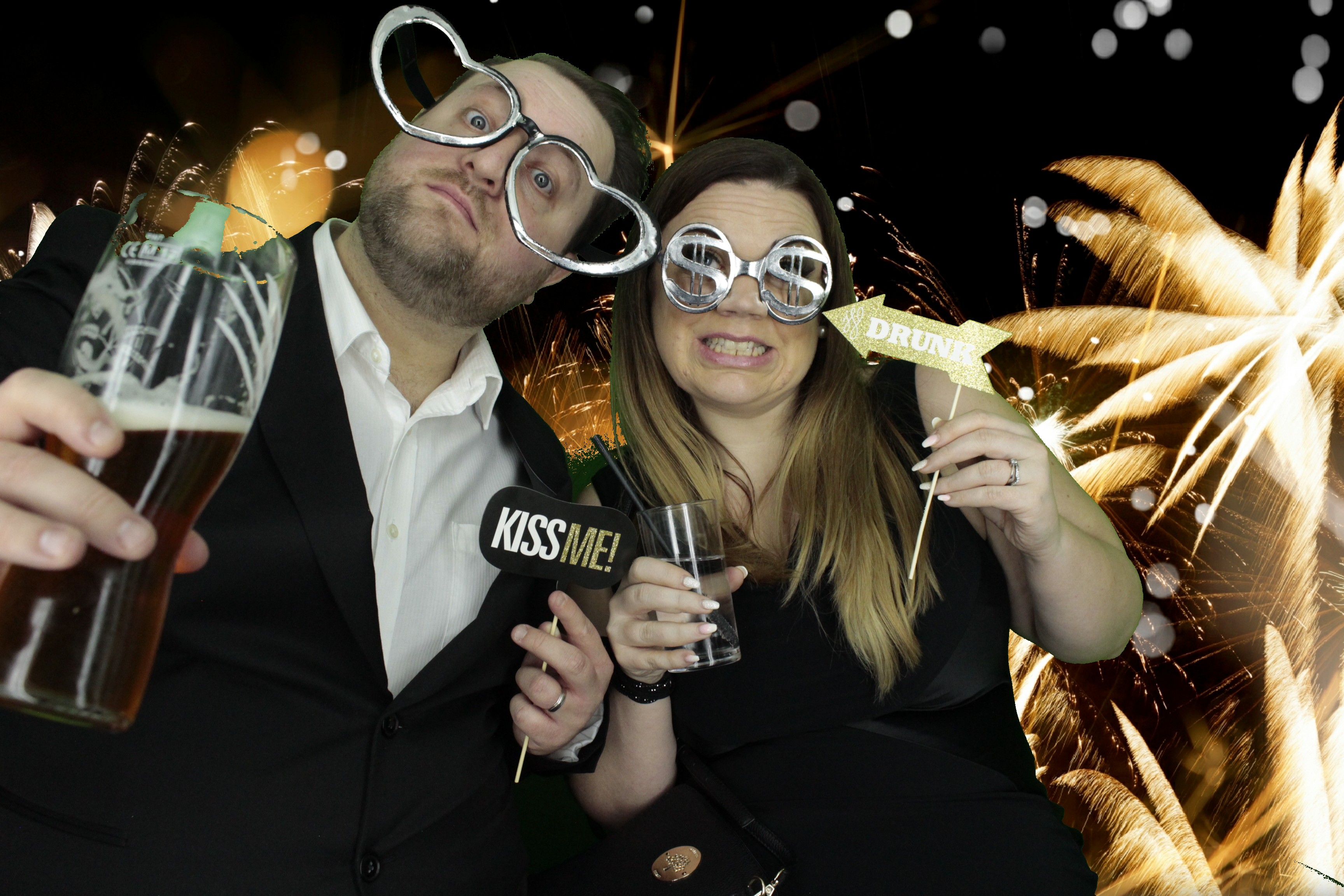 New Years Eve Party Silvermere | View more photos from the event at gallery.myphotoboothexperience.co.uk/u/MyPhotoBoothExperienceLtd/New-Years-Eve-Party-Silvermere
